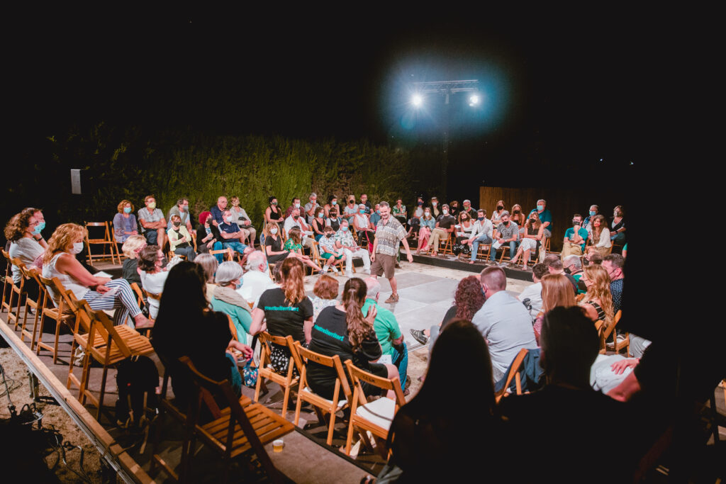 El FASTT programa una edició itinerant per 10 micropobles amb teatre, circ i nits dedicades a la dansa i a la màgia