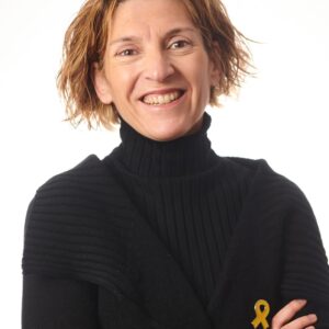 Imatge de Judit Flix, regidora de la Granadella i Secretària de MdC. Imatge de mig cos, mirant a càmara i somrient