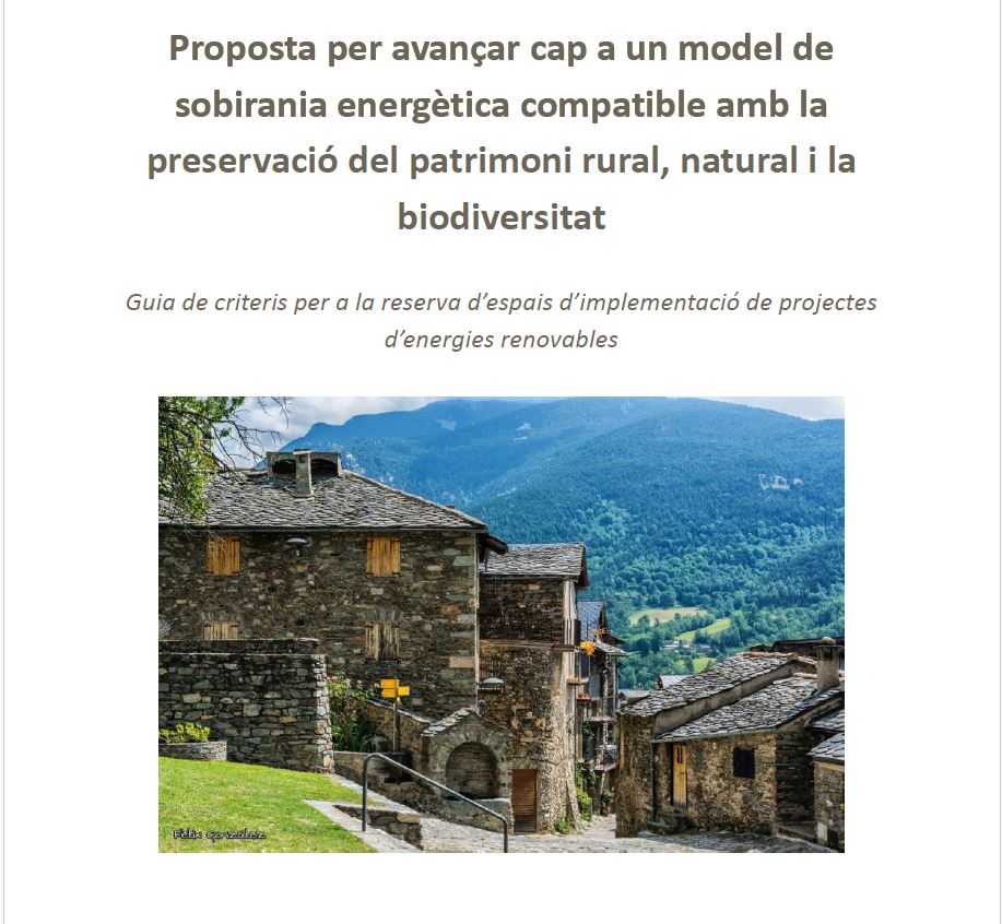 Imatge de la portada d'un informe, amb una vista de les cases d'un poble de muntanya