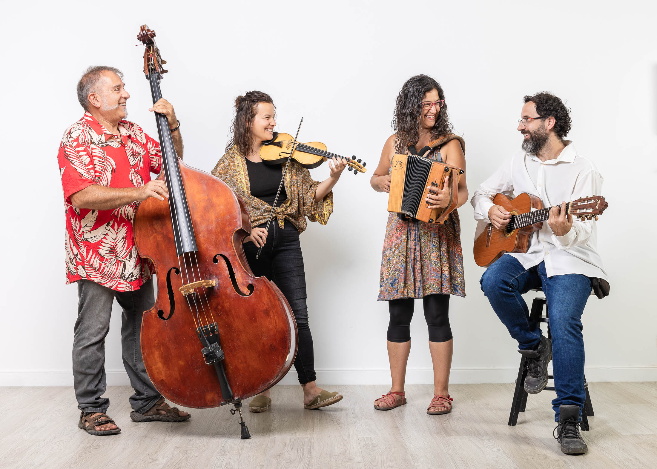 La Puntual folk: música d'arrel tradicional per a concerts i ball participatiu